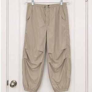 Divided by H&M Beige Parachute Cargo Pants  Medium Elastic Waist Utility Y2K
